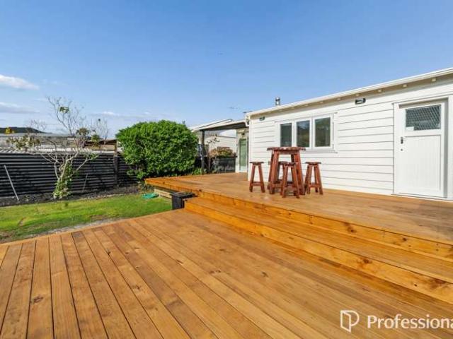 House for sale in Days Bay, Wellington