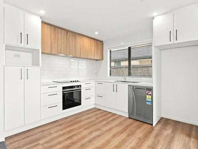 Townhouse for rent in Rolleston, Canterbury