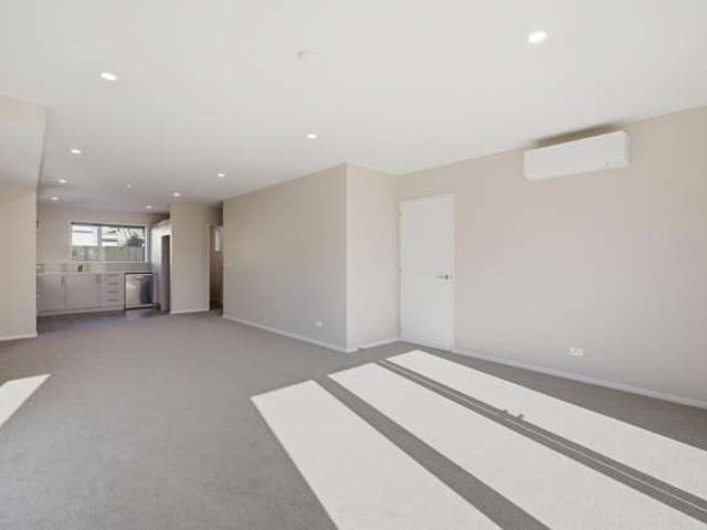 Townhouse for rent in Canterbury