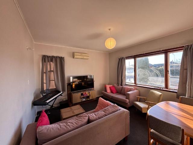 House for rent in Heathcote, Canterbury