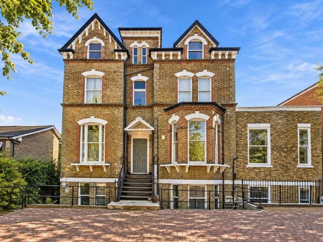 Apartment for rent in London Borough of Croydon, Greater London
