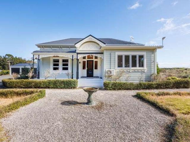House for sale in Foxton Beach, Horowhenua District