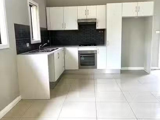 House for rent in Guildford
