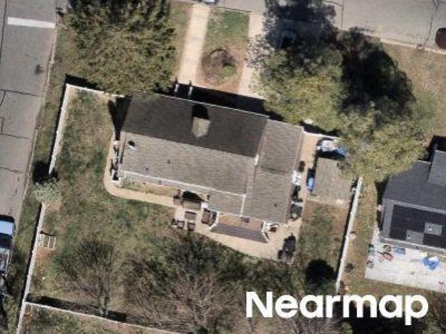 Property for sale in Babylon, New York