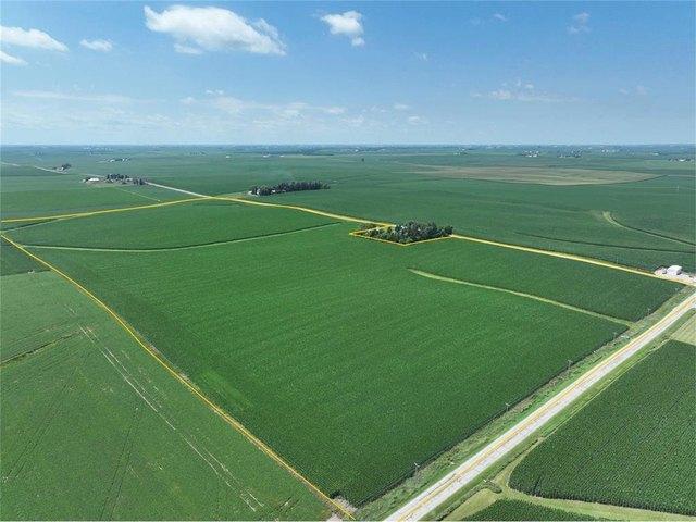 Farm for sale in La Porte City, Iowa