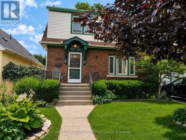 House for sale in Niagara, Ontario