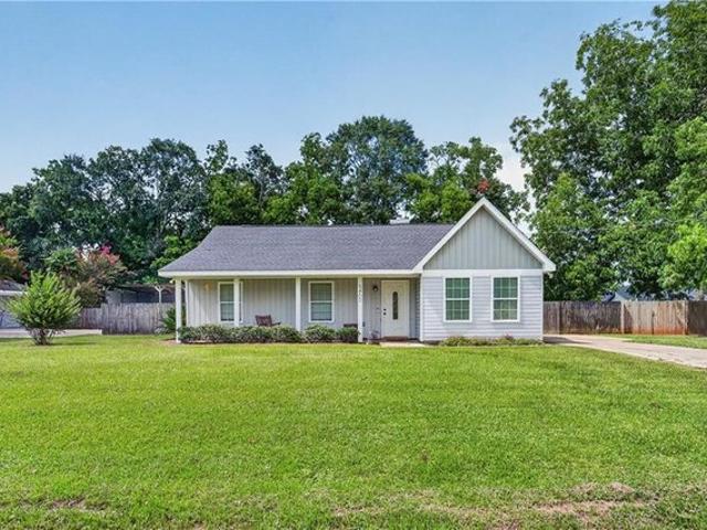 House for sale in Mobile County Commission District 3, Mobile