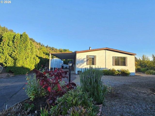 House for sale in Kalama, Cowlitz County