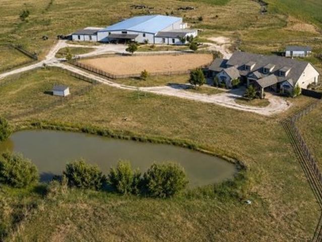 House for sale in Piedmont, Oklahoma