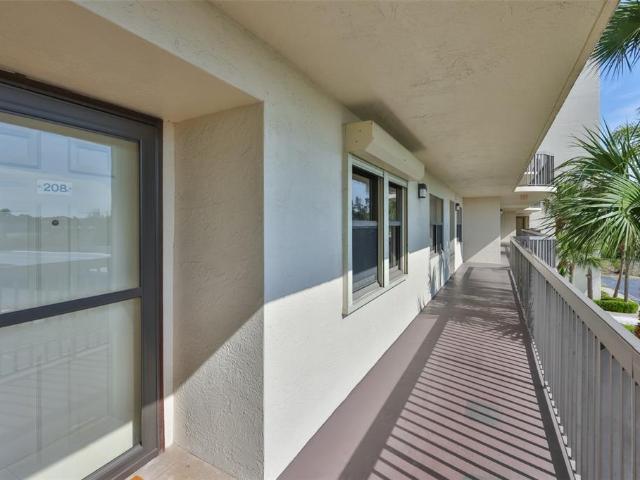 Condo for sale in Seminole, Florida