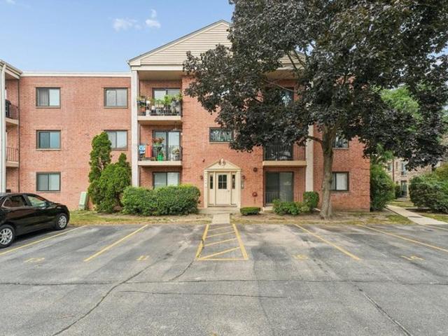 Condo for sale in Rolling Meadows, Illinois