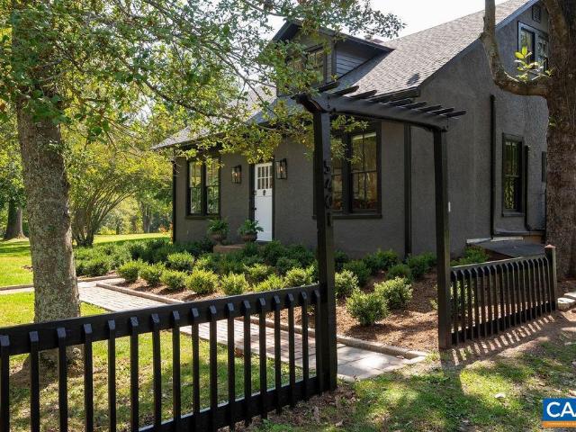 House for sale in Cismont, Keswick