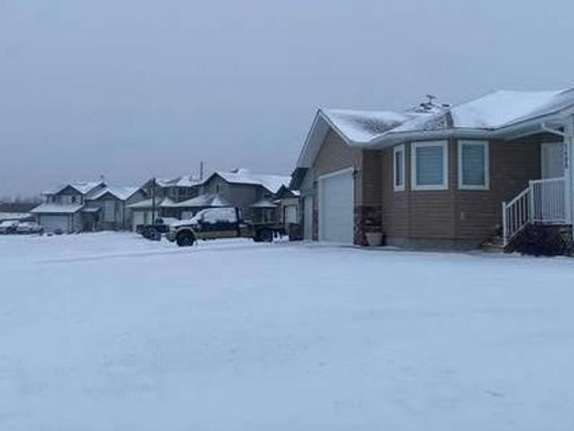 House for sale in Athabasca, Alberta