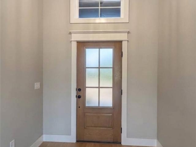 House for sale in Gentry, Benton County