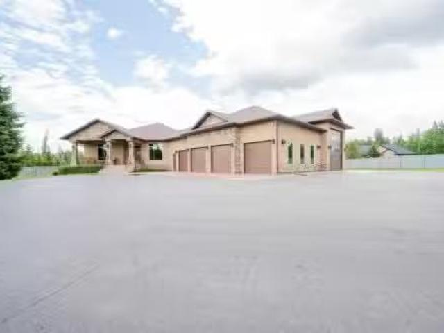 House for sale in Alberta