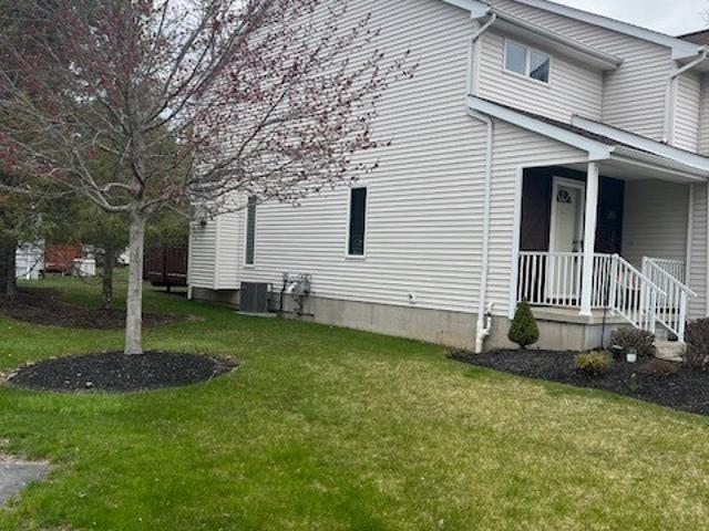 Condo for sale in Clarence