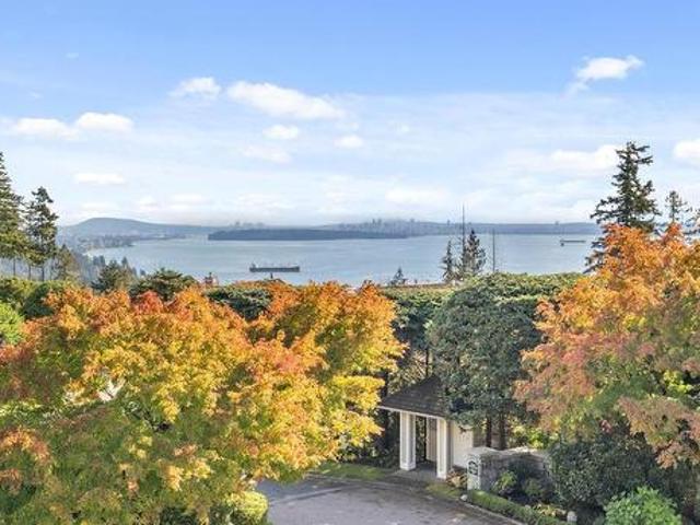 House for sale in West Vancouver, British Columbia