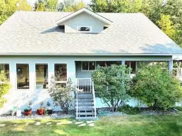 House for sale in Alberta