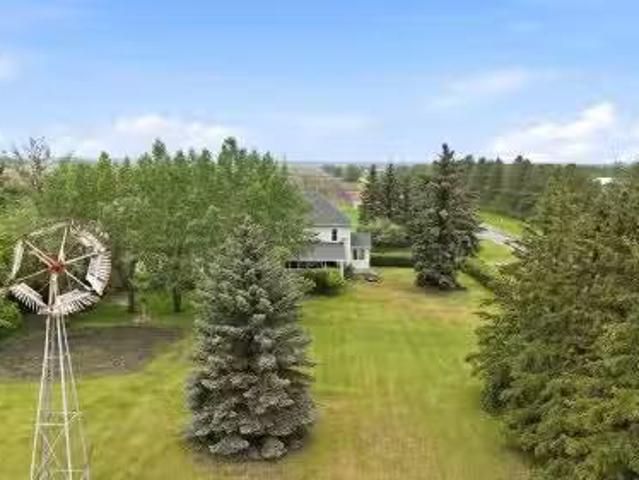 House for sale in Stettler, Alberta