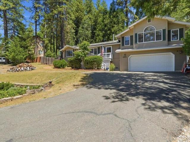 House for sale in Pollock Pines, California