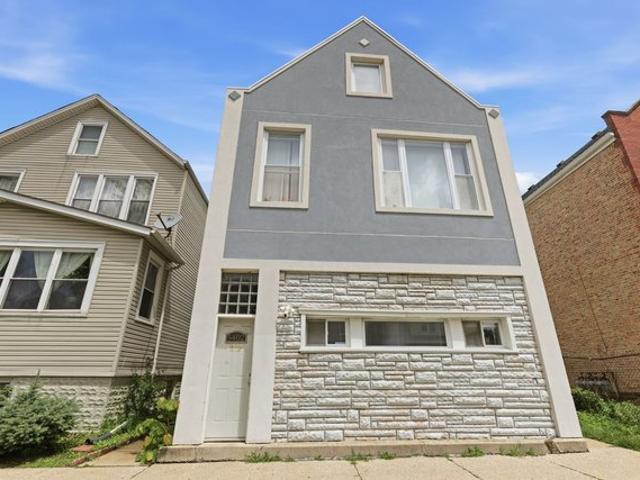 House for sale in Cicero, Illinois