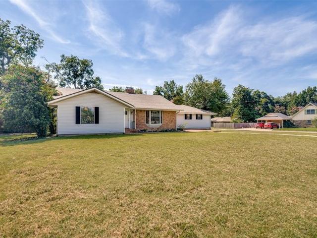 House for sale in Hunt, Texas