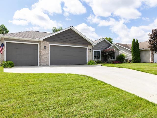 House for sale in Leesburg, Indiana