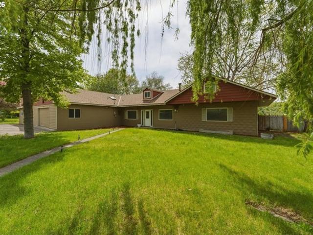 House for sale in Oregonia