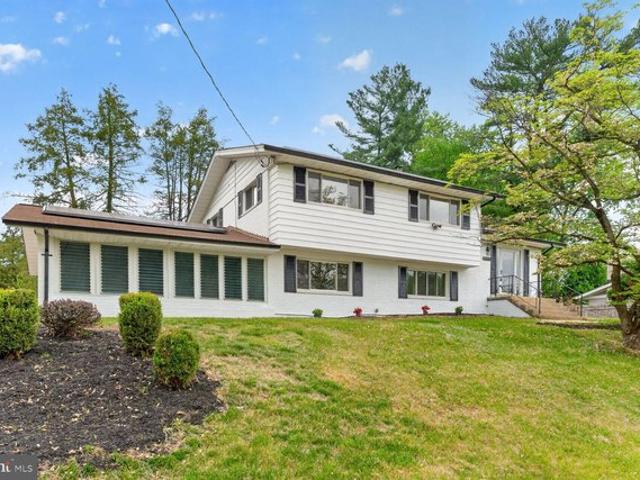 House for sale in Temple Hills, Maryland