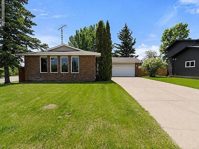 House for sale in Alberta