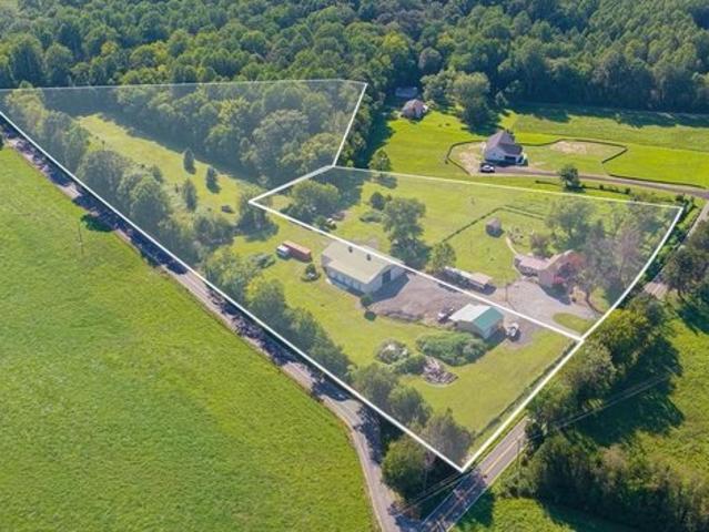 Farm for sale in Bumpass, Louisa County