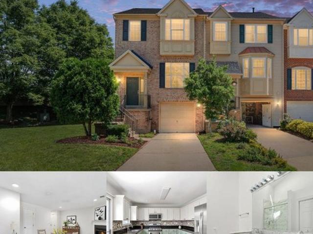 Townhouse for sale in Centreville, Fairfax County