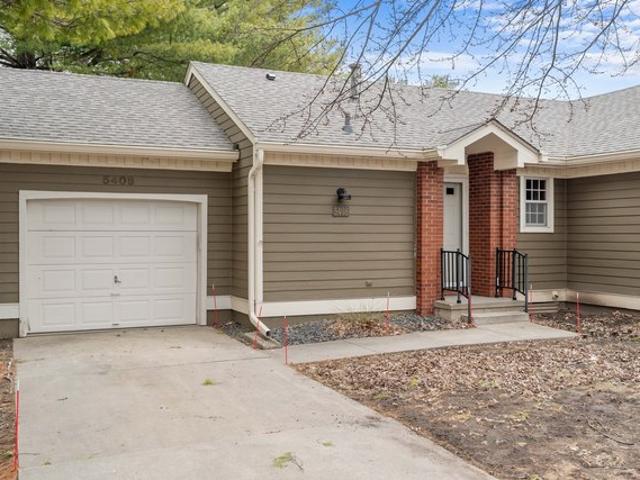 Townhouse for sale in West Des Moines, Iowa