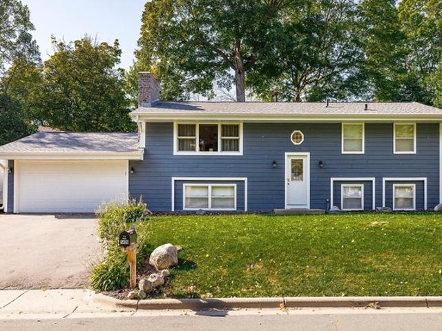 House for sale in Hennepin, Minnesota