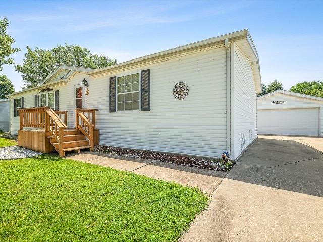 House for sale in Roscoe, Winnebago County