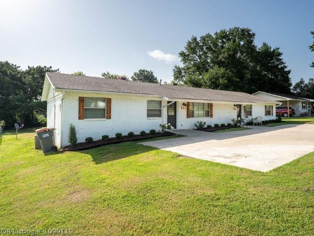 House for sale in Ark