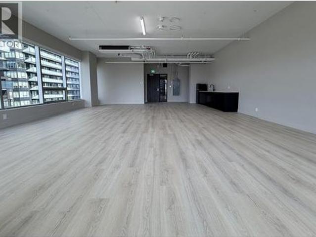 Commercial for rent in Richmond, British Columbia