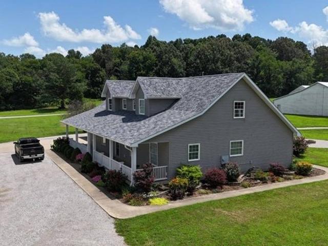 House for sale in Slaughters, Kentucky