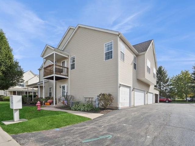 Condo for sale in Sycamore, Illinois