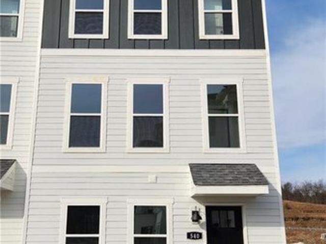 Townhouse for sale in Wexford, Pennsylvania