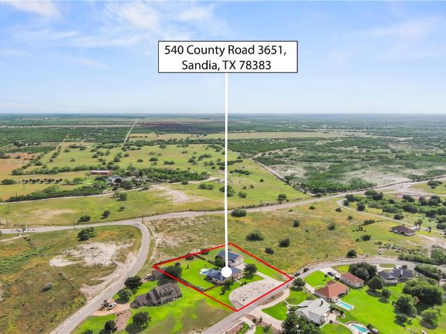 House for sale in Sandia