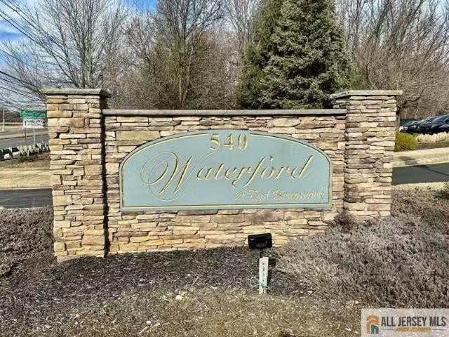 Condo for sale in East Brunswick