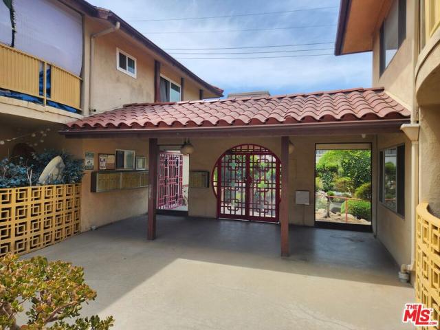 Condo for sale in Inglewood, California