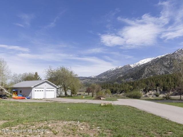 House for sale in Wyoming