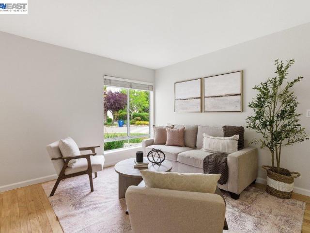 Townhouse for sale in San Ramon, California