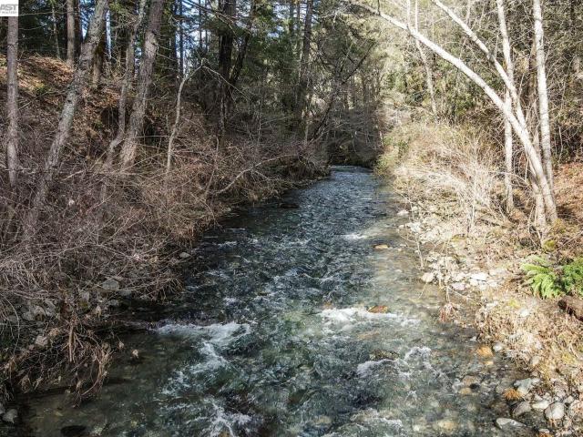 House for sale in Lewiston, California