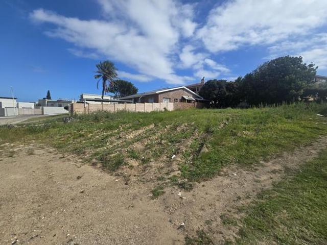 Land for sale in Cape St Francis, Eastern Cape
