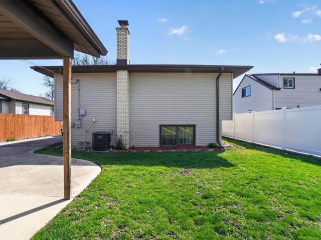 House for sale in Villa Park, Illinois