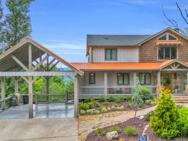 House for sale in Blue Ridge, Georgia