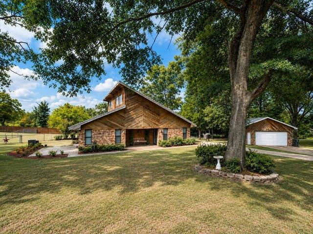 House for sale in Overton, Texas